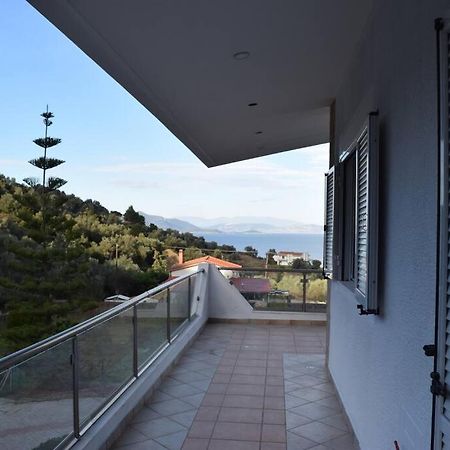 Ολόκληρος Όροφος Αγροτική Οικία Leilighet Néos Pírgos Eksteriør bilde